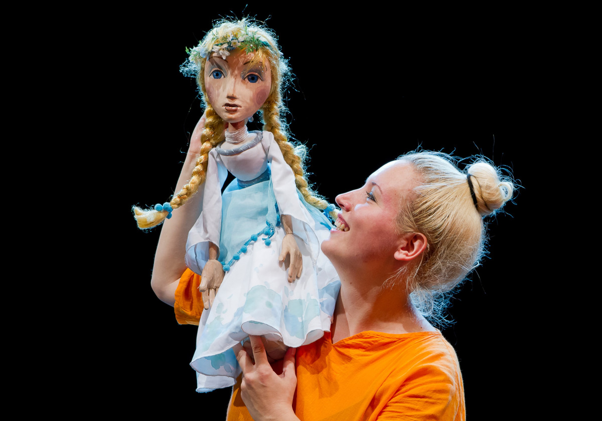 A Holdkirály palotája 