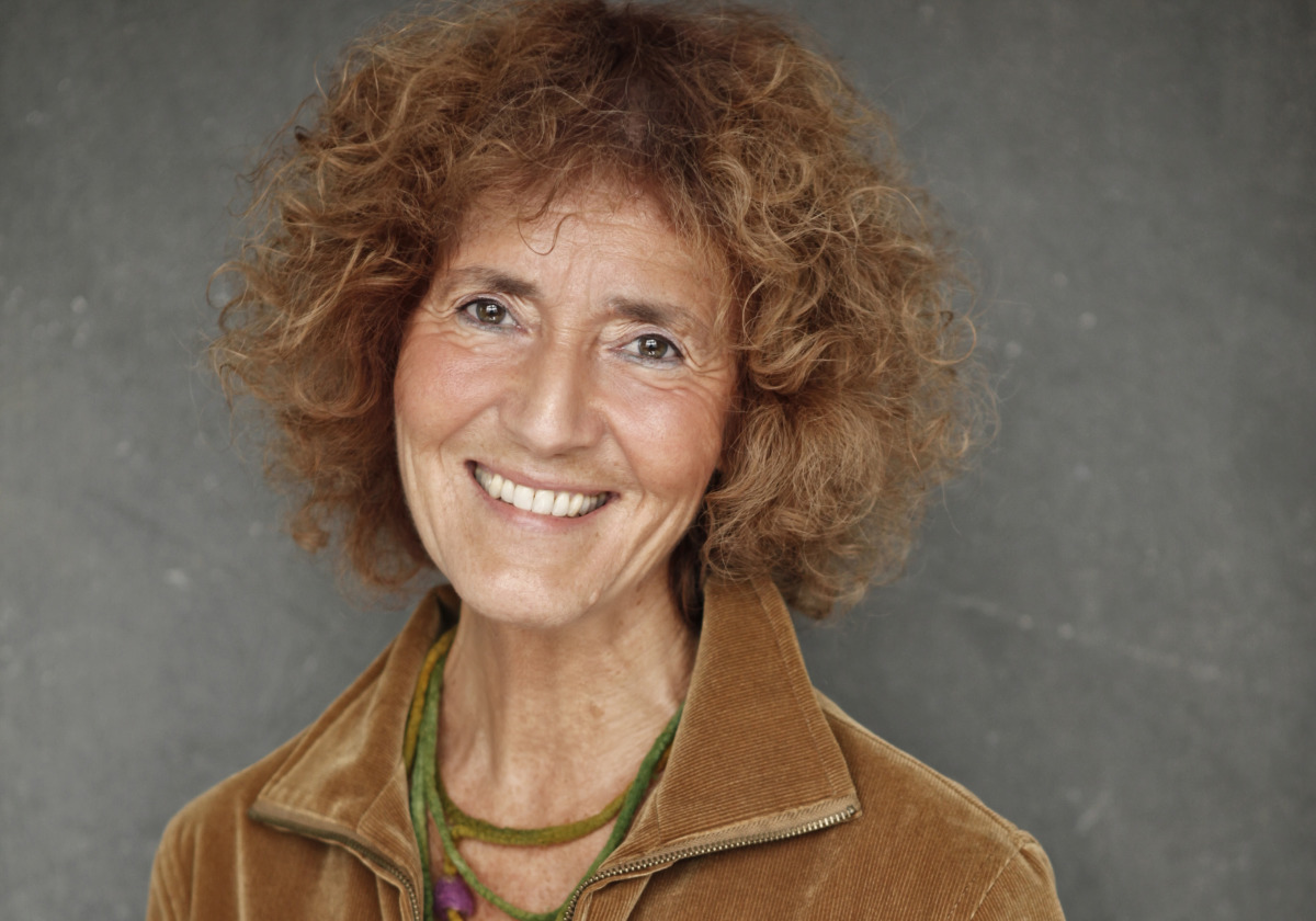 Schäffer Erzsébet: Régi mesékre emlékszel-e még?